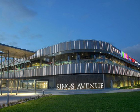 Kings Avenue Mall: Paphos’ Modern Landmark