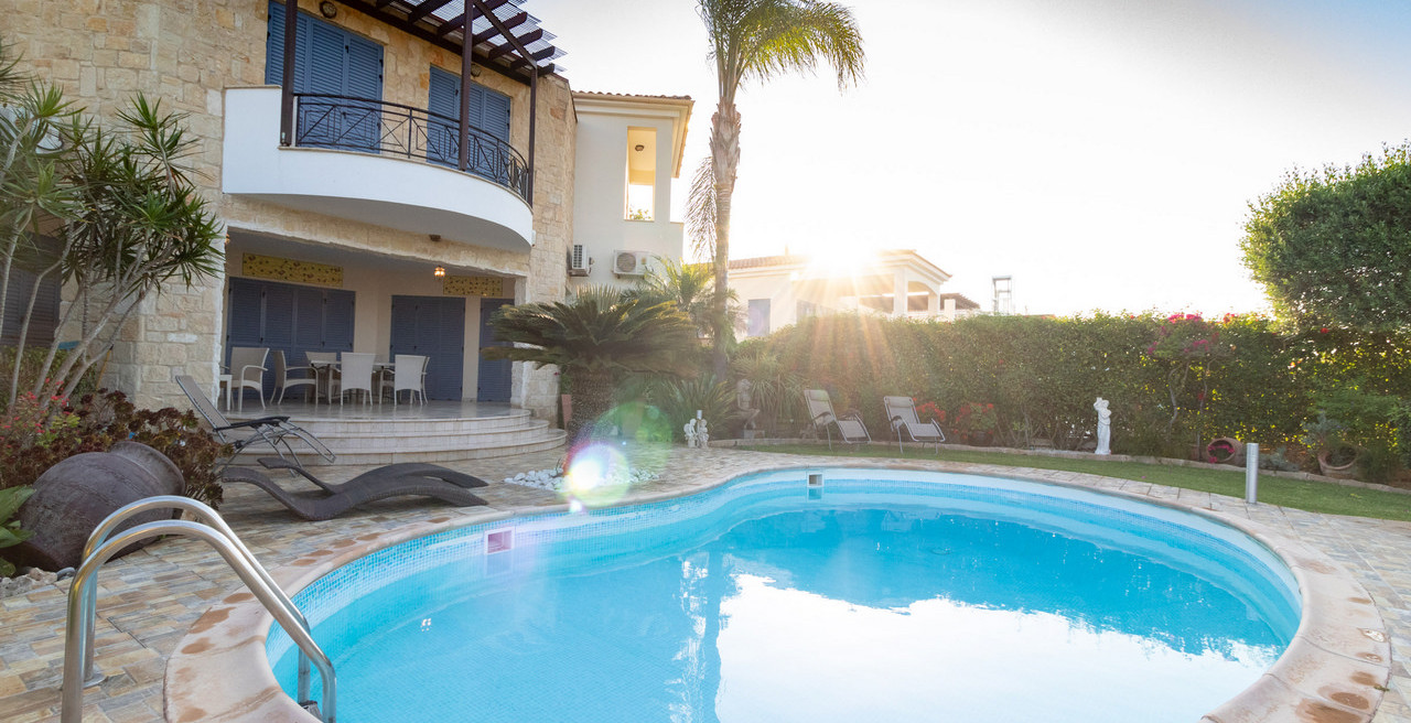 Villa Rafaella