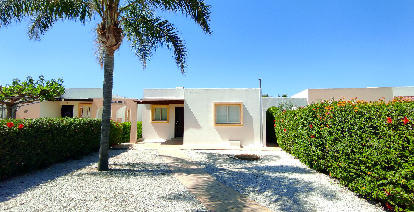 Bungalow Sea Paradise